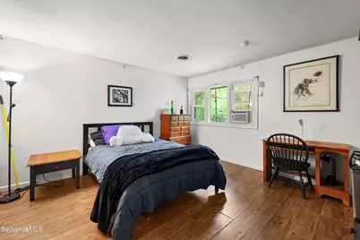 1592 County Rd, Sheffield, MA 01230 - Photo 18