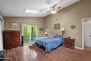 1592 County Rd, Sheffield, MA 01230 - Photo 16