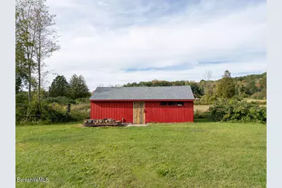 95 Water Farm Rd, Sheffield, MA 01257 - Photo 4