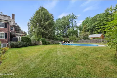 65 Crofut St, Pittsfield, MA 01201 - Photo 56