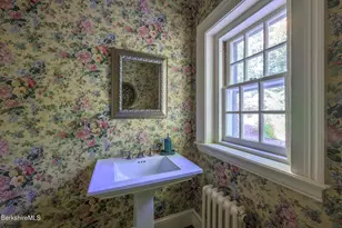 65 Crofut St, Pittsfield, MA 01201 - Photo 26