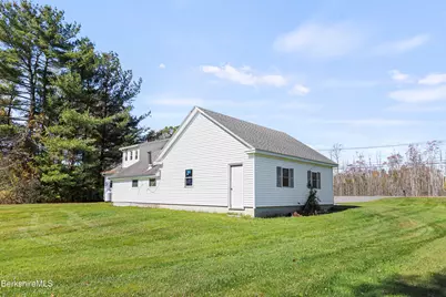 399 State Rd, Richmond, MA 01254 - Photo 40