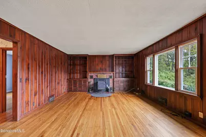 399 State Rd, Richmond, MA 01254 - Photo 10