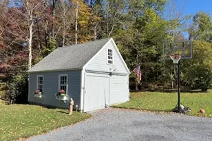 910 N Hoosac Rd, Williamstown, MA 01267 - Photo 4