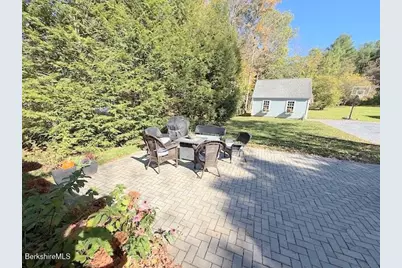 910 North Hoosac Rd, Williamstown, MA 01267 - Photo 2