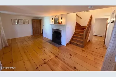 910 North Hoosac Rd, Williamstown, MA 01267 - Photo 12