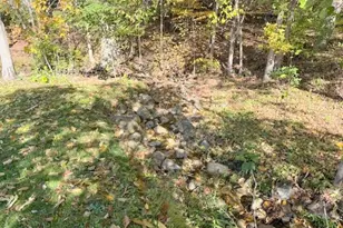 910 N Hoosac Rd, Williamstown, MA 01267 - Photo 22