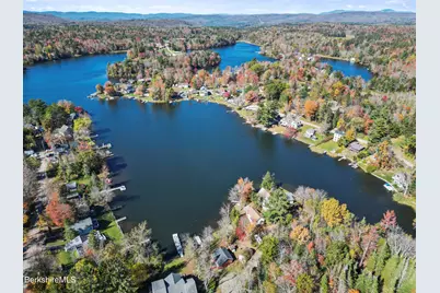 30 Cove Ln, Hinsdale, MA 01235 - Photo 4