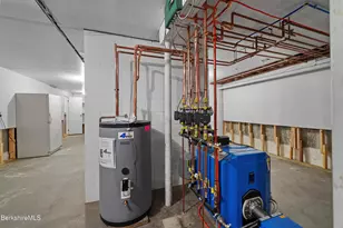 36 Glendale Rd, Stockbridge, MA 01262 - Photo 24