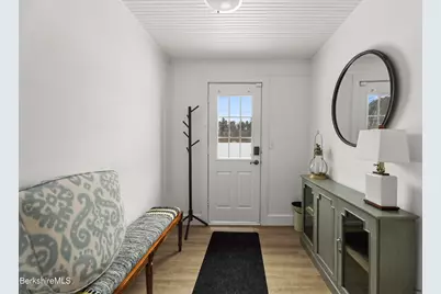 7 Park St, Stockbridge, MA 01262 - Photo 2