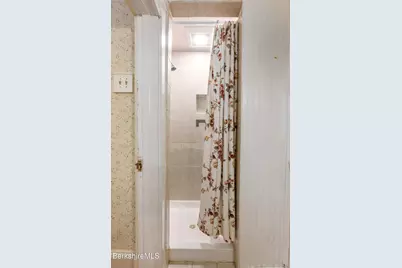 100 Northumberland Rd, Pittsfield, MA 01201 - Photo 18