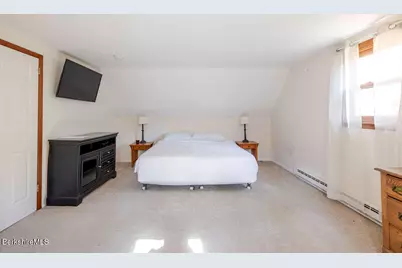 230 Middle Rd, Austerlitz, NY 12017 - Photo 28