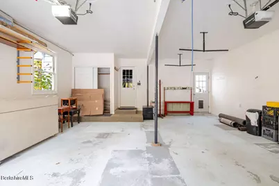 230 Middle Rd, Austerlitz, NY 12017 - Photo 42