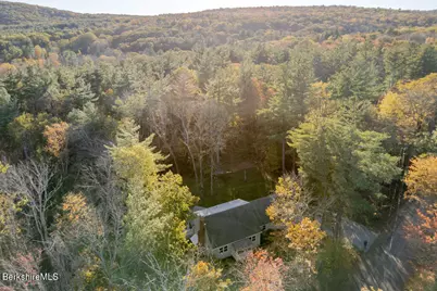 230 Middle Rd, Austerlitz, NY 12017 - Photo 12