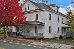 61 Seymour St, Pittsfield, MA 01201 - Photo 2