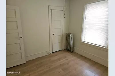 61 Seymour St, Pittsfield, MA 01201 - Photo 28