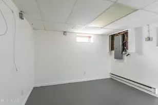 68 Howe Rd, Pittsfield, MA 01201 - Photo 32