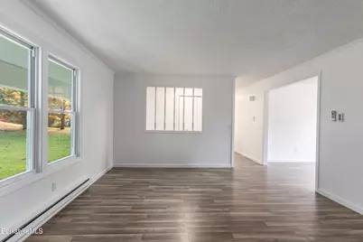 68 Howe Rd, Pittsfield, MA 01201 - Photo 16