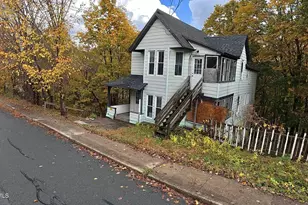 336 Walnut St, North Adams, MA 01247 - Photo 4