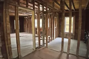 336 Walnut St, North Adams, MA 01247 - Photo 10