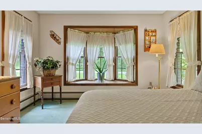 5 Victoria Ln, Lanesborough, MA 01237 - Photo 34