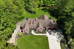 5 Victoria Ln, Lanesborough, MA 01237 - Photo 4