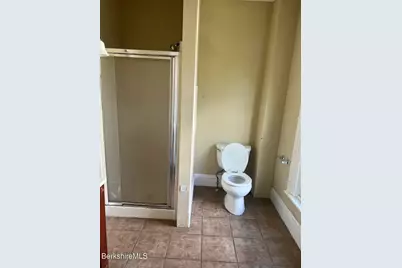 211 - 217 Francis Ave, Pittsfield, MA 01201 - Photo 6
