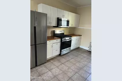 211 - 217 Francis Ave, Pittsfield, MA 01201 - Photo 14