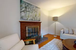 612 E New Lenox Rd, Pittsfield, MA 01201 - Photo 16