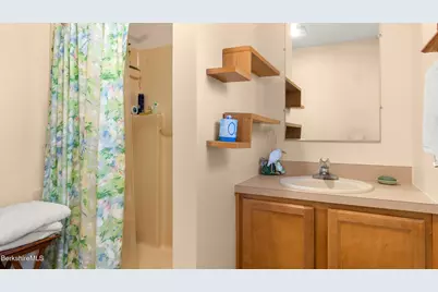 2 W Rose Ct, Great Barrington, MA 01230 - Photo 20