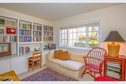 1136 Barker Rd #18, Pittsfield, MA 01201 - Photo 28