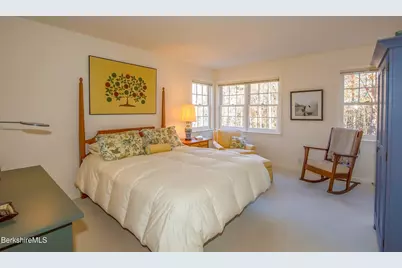 1136 Barker Rd #18, Pittsfield, MA 01201 - Photo 20