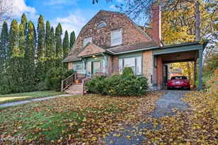 145 Bartlett Ave, Pittsfield, MA 01201 - Photo 2