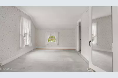 81 Castle Hill Ave, Great Barrington, MA 01230 - Photo 30