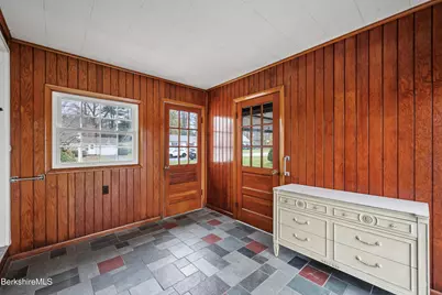 171 Pine Grove Dr, Pittsfield, MA 01201 - Photo 10
