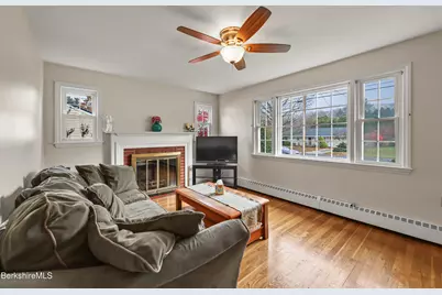 171 Pine Grove Dr, Pittsfield, MA 01201 - Photo 14