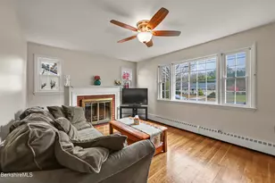 171 Pine Grove Dr, Pittsfield, MA 01201 - Photo 14
