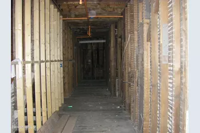 306 Union St, North Adams, MA 01247 - Photo 12