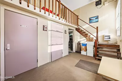 17 Taconic Park Dr, Pittsfield, MA 01201 - Photo 6