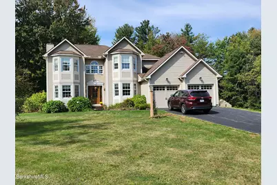 10 Lillybrook Rd, Pittsfield, MA 01201 - Photo 6