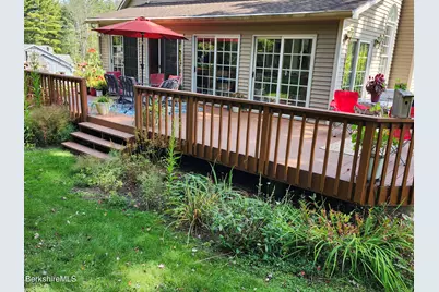 10 Lillybrook Rd, Pittsfield, MA 01201 - Photo 32