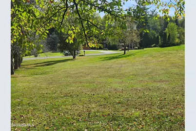 10 Lillybrook Rd, Pittsfield, MA 01201 - Photo 34