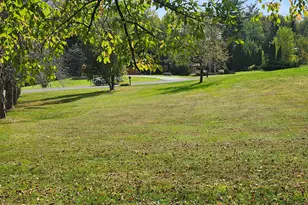 10 Lillybrook Rd, Pittsfield, MA 01201 - Photo 34