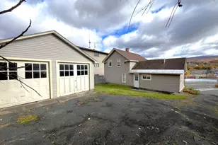 85 Furnace St, North Adams, MA 01247 - Photo 30