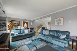 386 Cheshire Rd, Pittsfield, MA 01201 - Photo 6