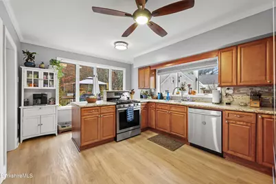 386 Cheshire Rd, Pittsfield, MA 01201 - Photo 10