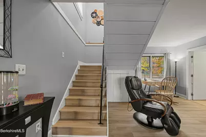 386 Cheshire Rd, Pittsfield, MA 01201 - Photo 22