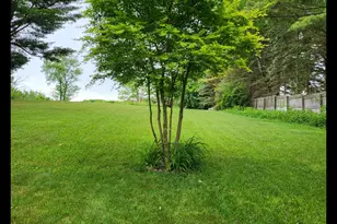 8 Samson St, Pittsfield, MA 01201 - Photo 42