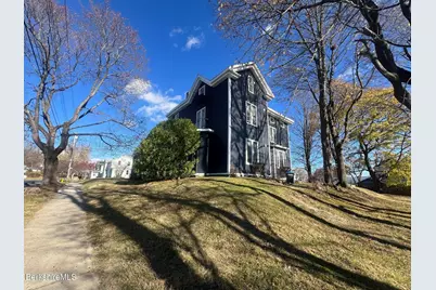 40 Perrine Ave #1, Pittsfield, MA 01201 - Photo 2