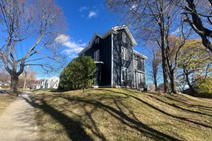 40 Perrine Ave, Pittsfield, MA 01201 - Photo 2